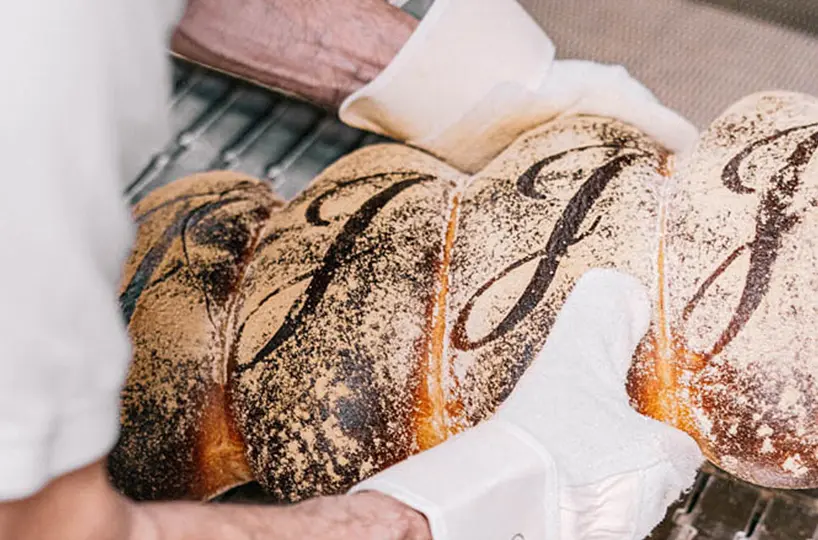 Junge Die Bäckerei